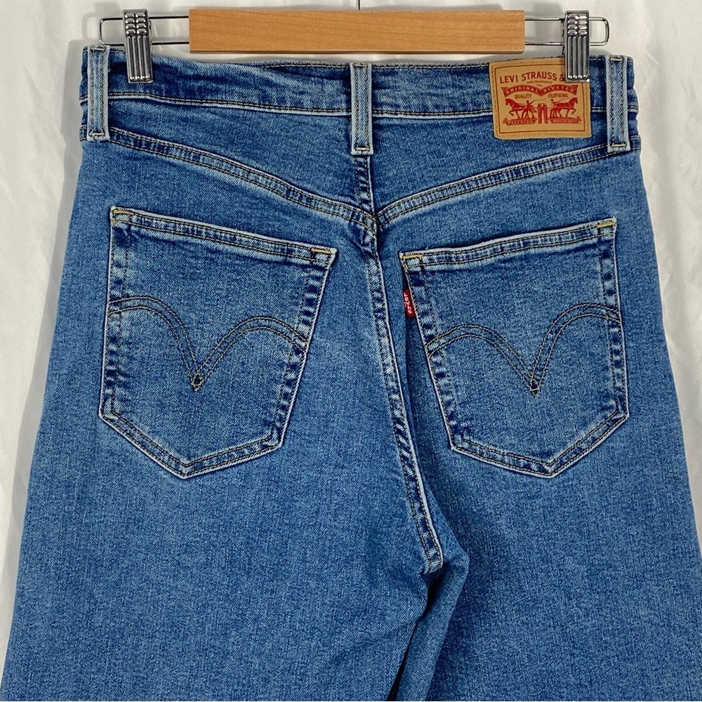 Levi Ribcage Straight Ankle Women’s Blue Denim Jeans Size 29 - Picture 9 of 16